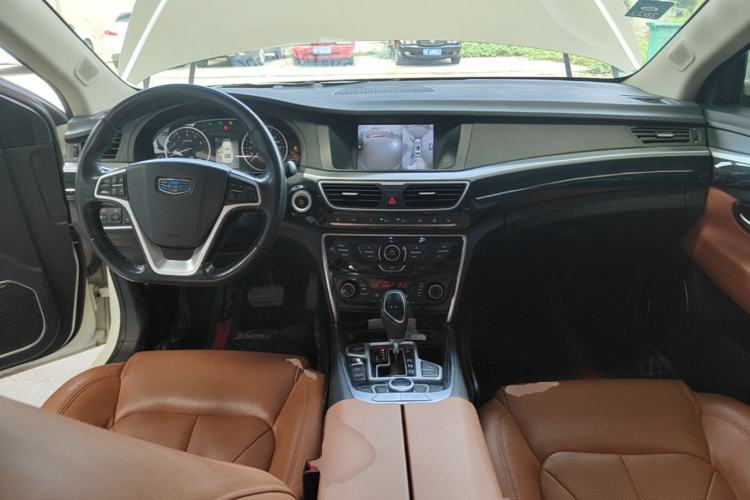 Used Geely Auto Emgrand GT 2015 1.8T Flagship Model Center Console