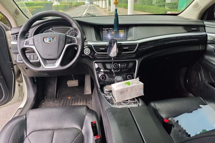 Used Geely Auto Emgrand GT 2015 1.8T Premium Model Center Console