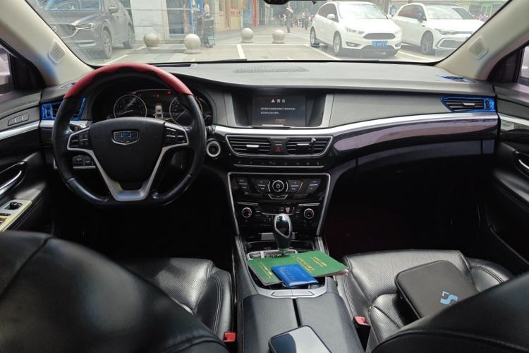 Used Geely Auto Emgrand GT 2015 1.8T Flagship Model Center Console