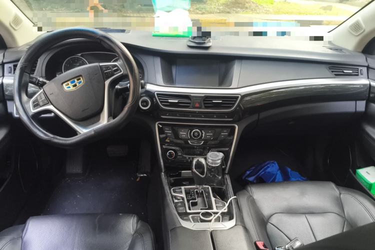 Used Geely Auto Emgrand GT 2015 1.8T Flagship Model Center Console