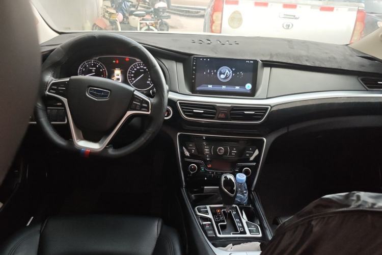 Used Geely Auto Emgrand GT 2015 1.8T Comfort Model Center Console