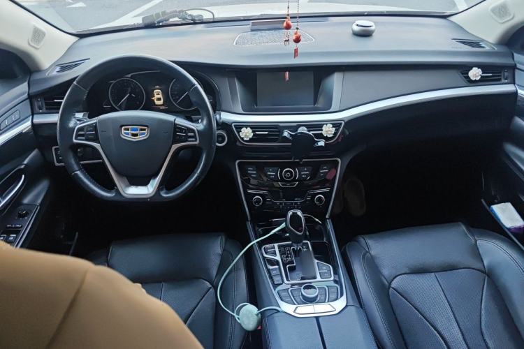 Used Geely Auto Emgrand GT 2015 1.8T Premium Model Center Console