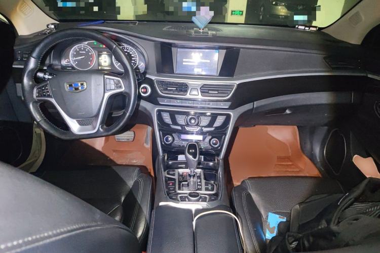 Used Geely Auto Emgrand GT 2015 1.8T Flagship Model Center Console