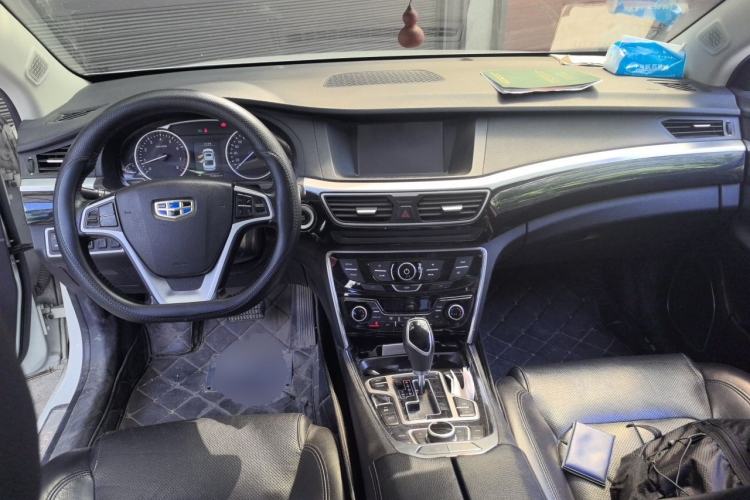 Used Geely Auto Emgrand GT 2015 1.8T Premium Model Center Console