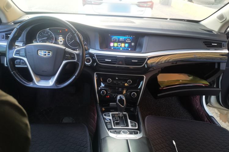 Used Geely Auto Emgrand GT 2015 1.8T Comfort Model Center Console