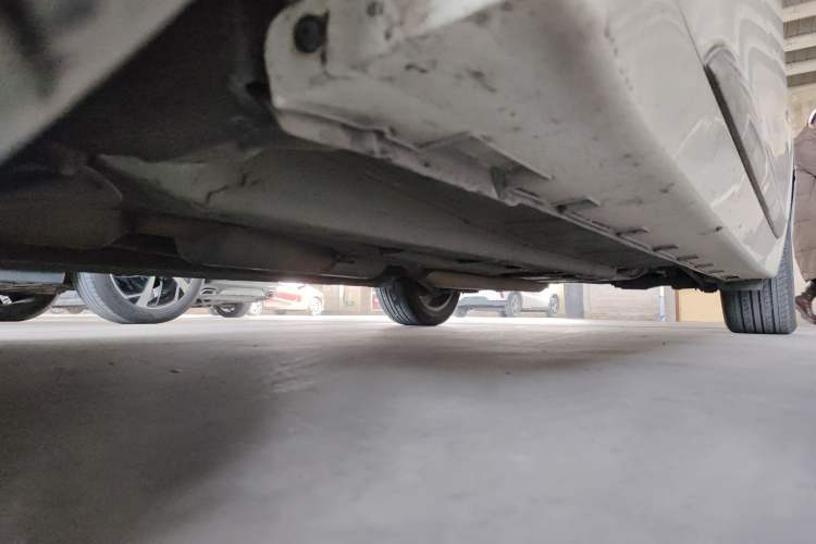 Used Geely Auto Emgrand GT 2015 2.4L Comfort Model Chassis Front Left