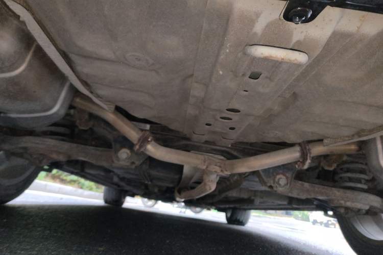 Used Geely Auto Emgrand GT 2015 1.8T Flagship Model Chassis Rear