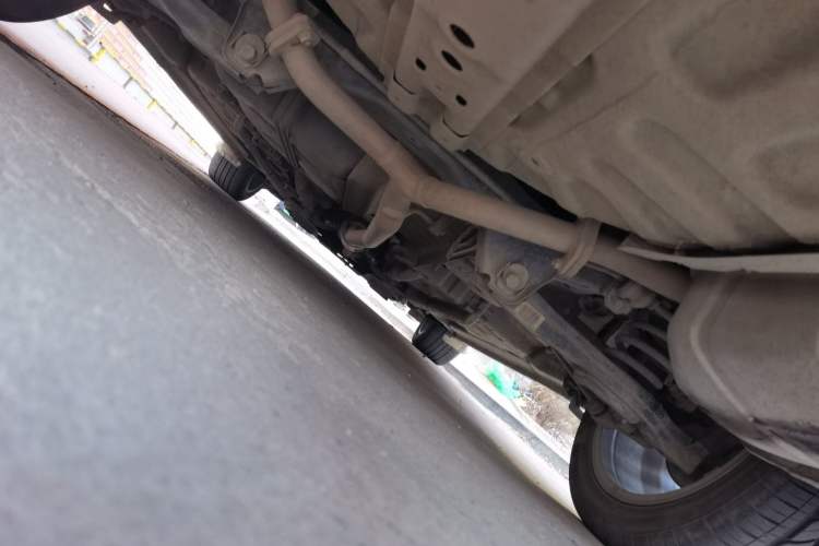 Used Geely Auto Emgrand GT 2015 1.8T Flagship Model Chassis Rear