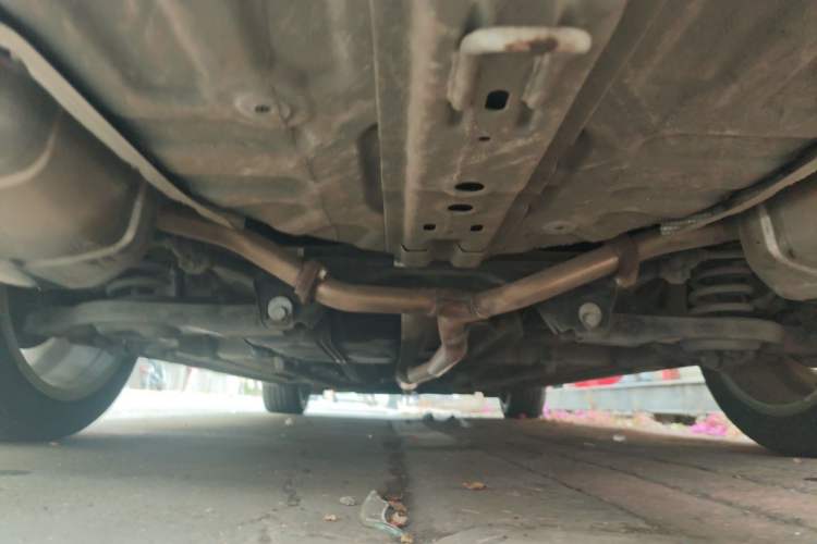 Used Geely Auto Emgrand GT 2015 1.8T Flagship Model Chassis Rear