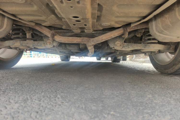 Used Geely Auto Emgrand GT 2015 1.8T Flagship Model Chassis Rear