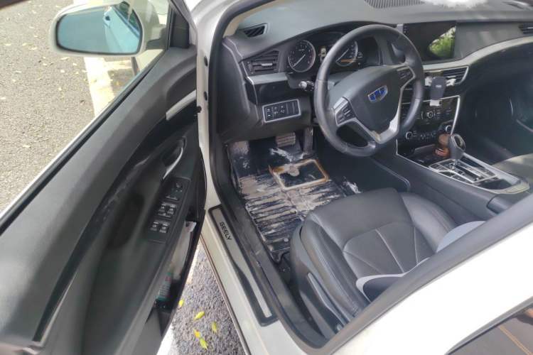 Used Geely Auto Emgrand GT 2015 2.4L Standard Edition Driver Seat