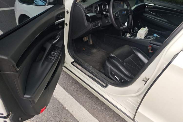 Used Geely Auto Emgrand GT 2015 1.8T Premium Model Driver Seat