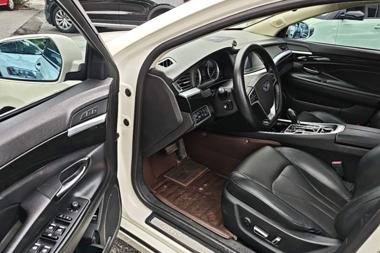Used Geely Auto Emgrand GT 2015 1.8T Flagship Model Driver Seat