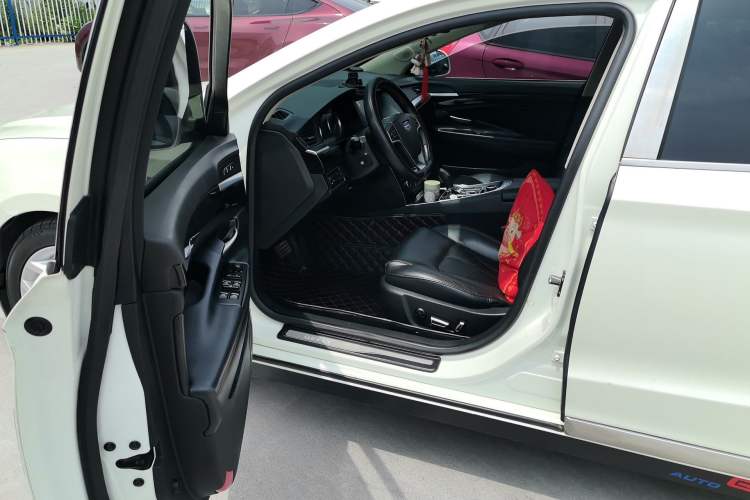 Used Geely Auto Emgrand GT 2015 3.5L Flagship Edition Driver Seat