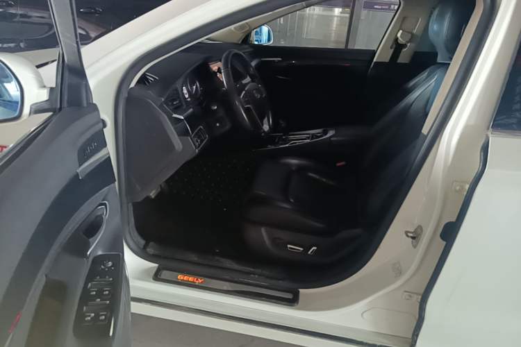 Used Geely Auto Emgrand GT 2015 1.8T Premium Model Driver Seat