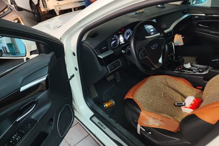 Used Geely Auto Emgrand GT 2015 1.8T Luxury Model Driver Seat