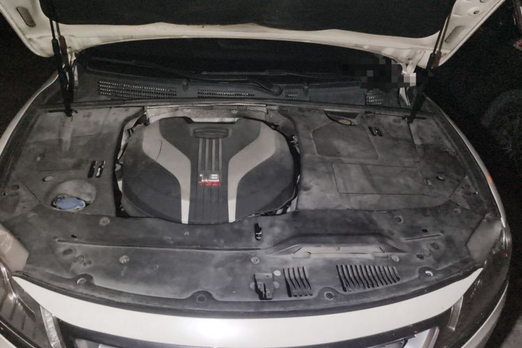 Used Geely Auto Emgrand GT 2015 1.8T Premium Model Engine Bay