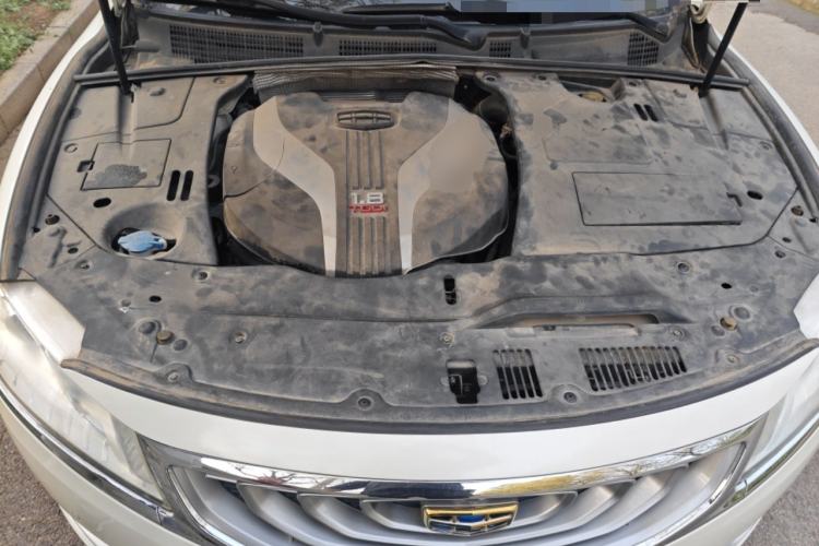 Used Geely Auto Emgrand GT 2015 1.8T Flagship Model Engine Bay