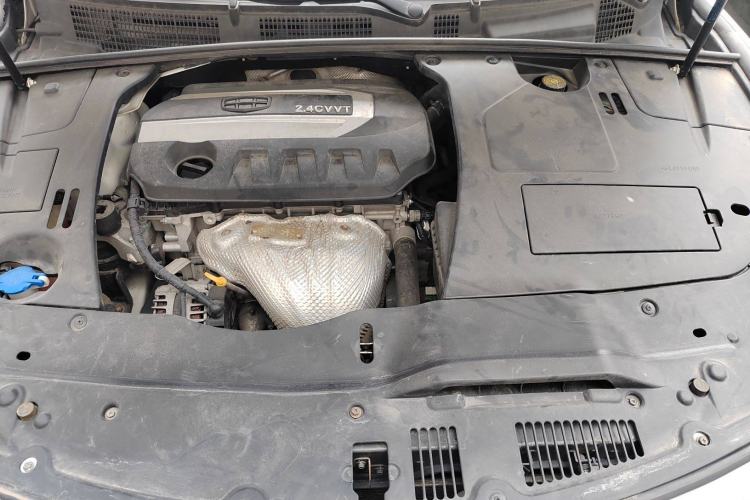Used Geely Auto Emgrand GT 2015 2.4L Comfort Model Engine Bay