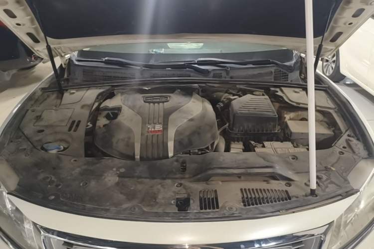 Used Geely Auto Emgrand GT 2015 1.8T Premium Model Engine Bay