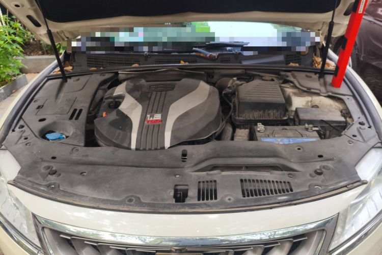 Used Geely Auto Emgrand GT 2015 1.8T Flagship Model Engine Bay