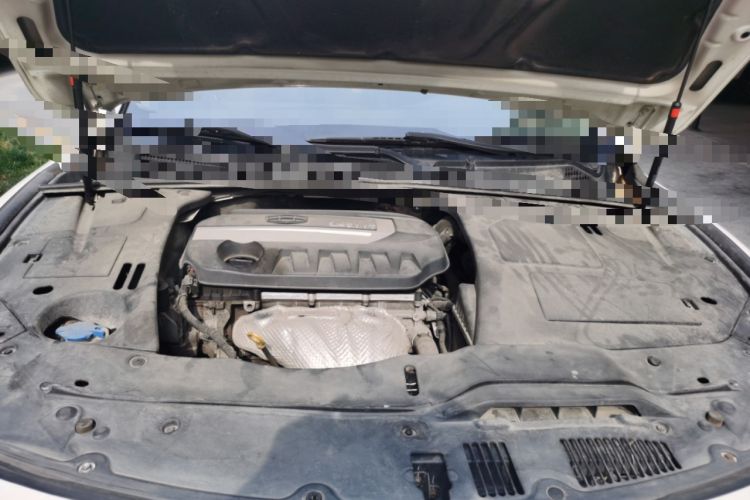 Used Geely Auto Emgrand GT 2015 2.4L Comfort Model Engine Bay
