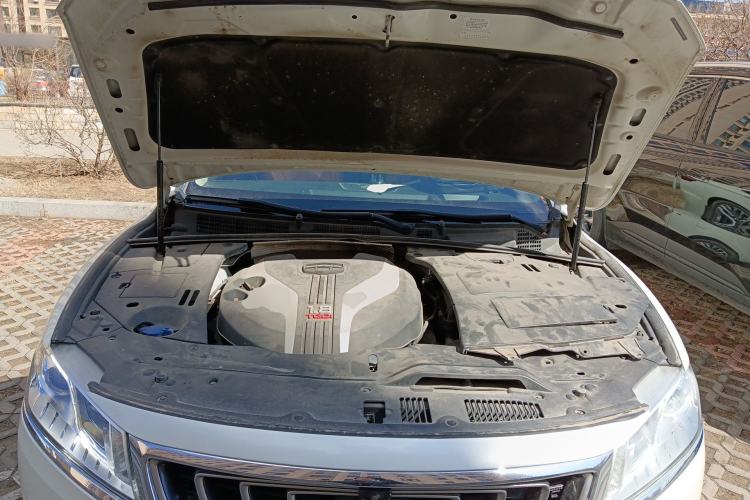 Used Geely Auto Emgrand GT 2015 1.8T Flagship Model Engine Bay