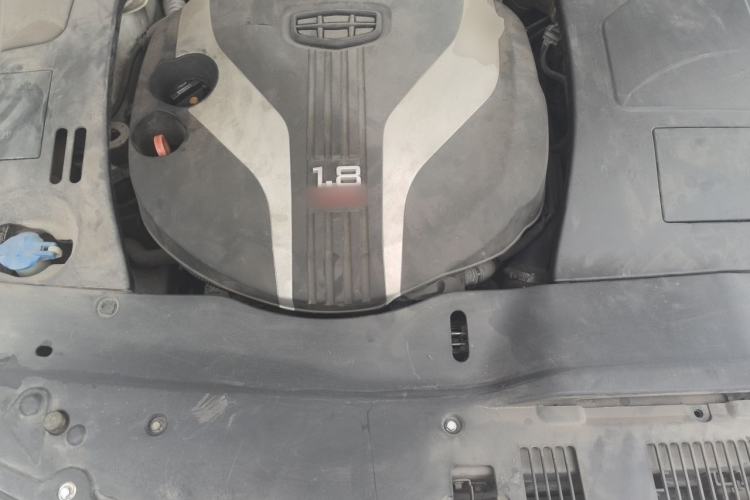 Used Geely Auto Emgrand GT 2015 1.8T Premium Model Engine Bay