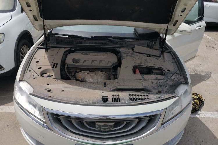 Used Geely Auto Emgrand GT 2015 2.4L Comfort Model Engine Bay