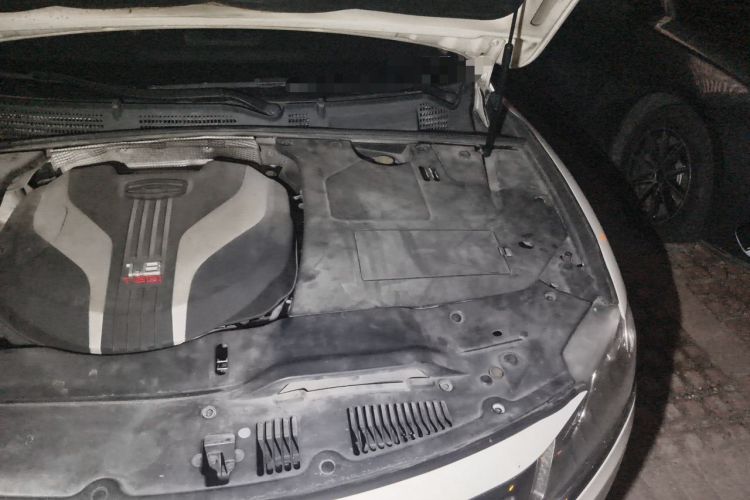 Used Geely Auto Emgrand GT 2015 1.8T Premium Model Engine Bay Left