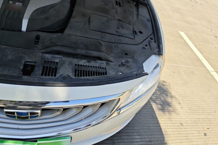 Used Geely Auto Emgrand GT 2015 1.8T Premium Model Engine Bay Left