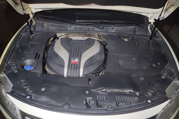 Used Geely Auto Emgrand GT 2015 1.8T Flagship Model Engine Bay