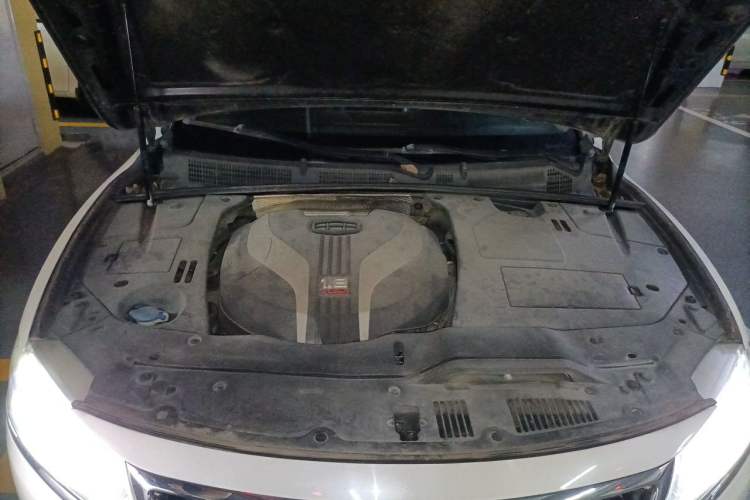Used Geely Auto Emgrand GT 2015 1.8T Premium Model Engine Bay