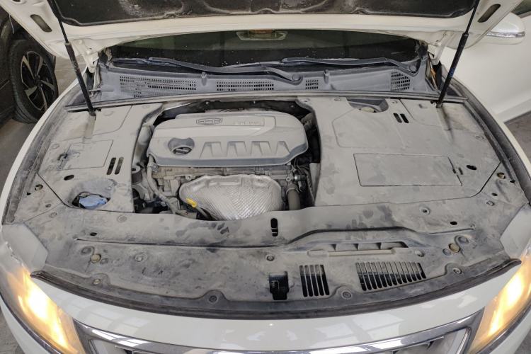 Used Geely Auto Emgrand GT 2015 2.4L Comfort Model Engine Bay