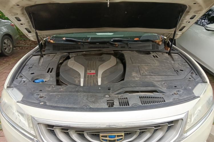 Used Geely Auto Emgrand GT 2015 1.8T Premium Model Engine Bay