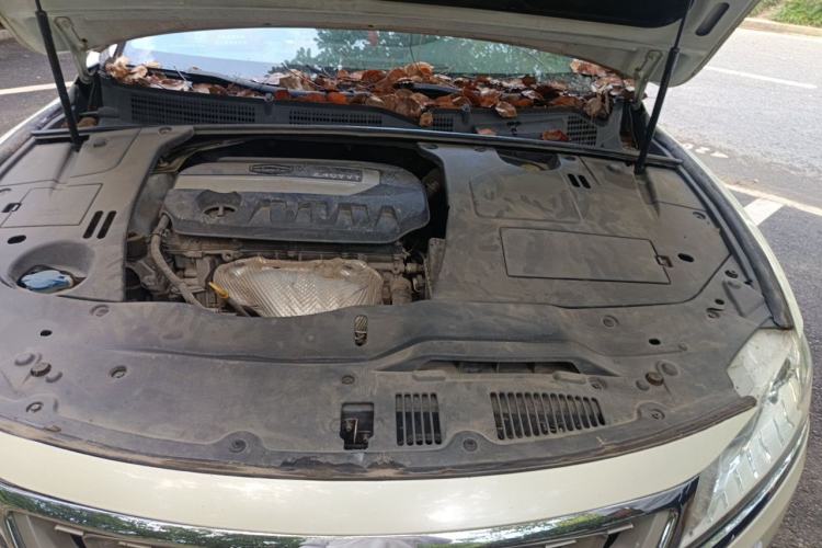 Used Geely Auto Emgrand GT 2015 2.4L Comfort Model Engine Bay