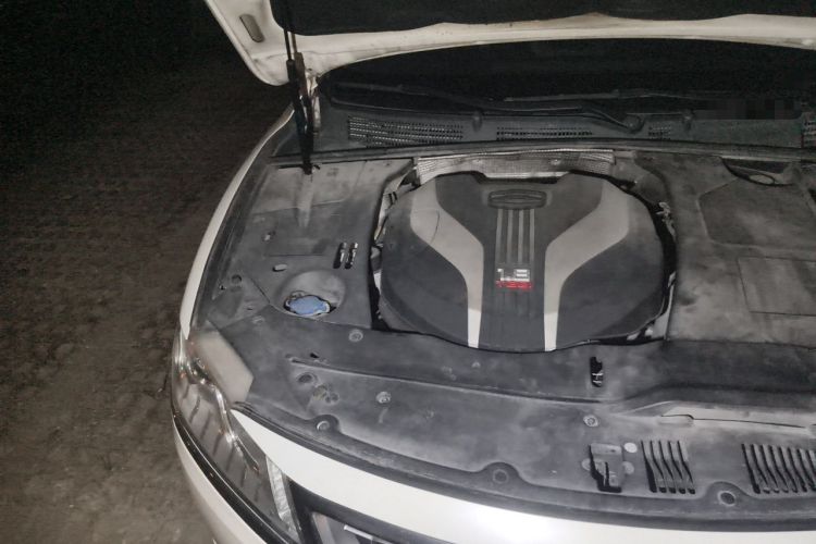 Used Geely Auto Emgrand GT 2015 1.8T Premium Model Engine Bay Right