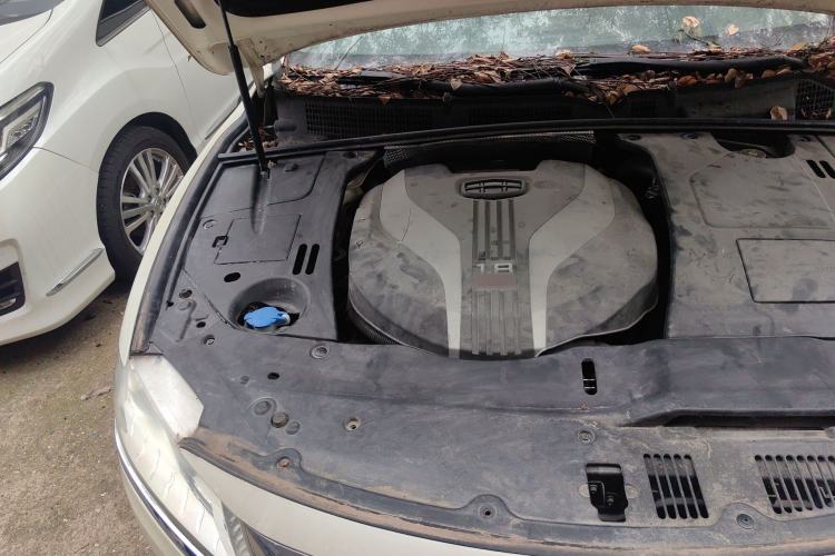 Used Geely Auto Emgrand GT 2015 1.8T Premium Model Engine Bay Right
