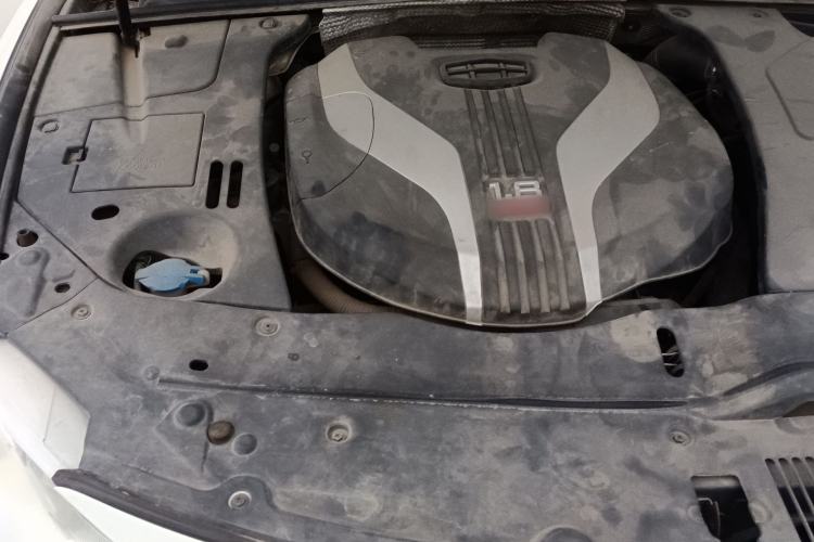 Used Geely Auto Emgrand GT 2015 1.8T Comfort Model Engine Bay Right