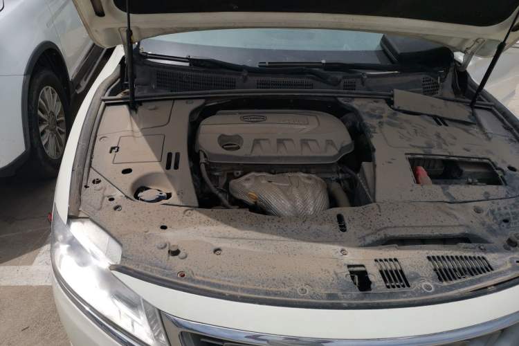 Used Geely Auto Emgrand GT 2015 2.4L Comfort Model Engine Bay Right