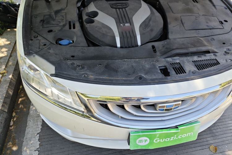 Used Geely Auto Emgrand GT 2015 1.8T Premium Model Engine Bay Right