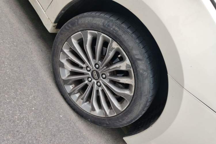 Used Geely Auto Emgrand GT 2015 1.8T Premium Model Exterior 1