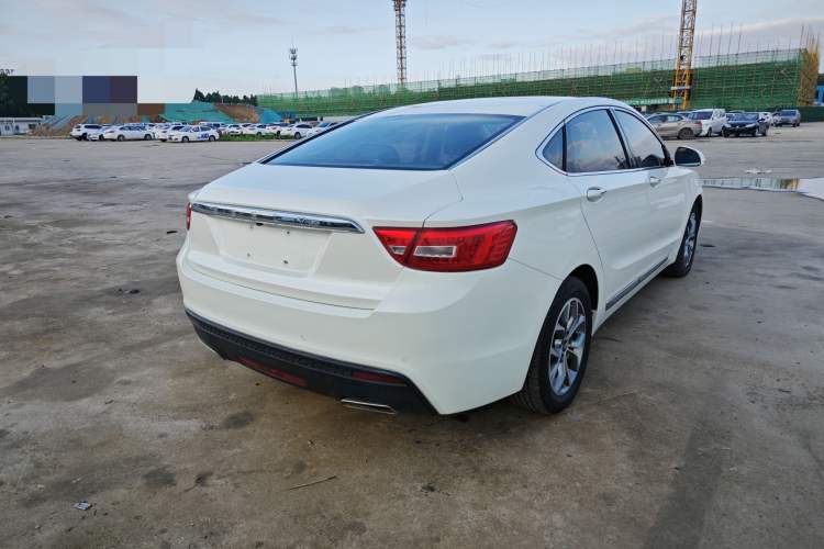 Used Geely Auto Emgrand GT 2015 1.8T Premium Model Exterior 4