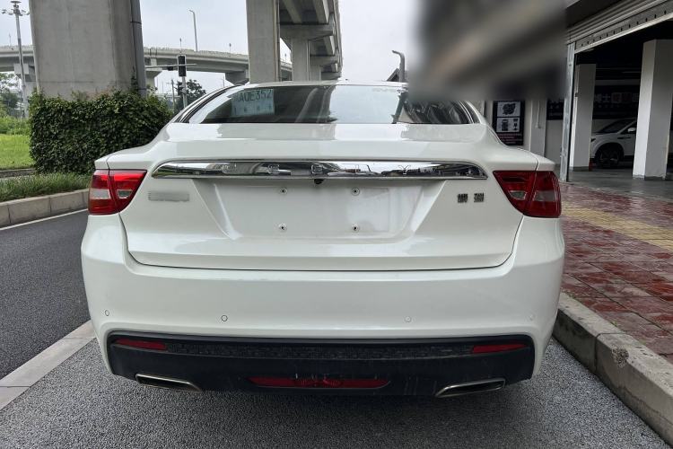 Used Geely Auto Emgrand GT 2015 1.8T Premium Model Exterior 4