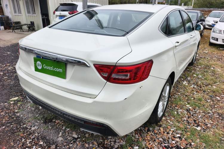 Used Geely Auto Emgrand GT 2015 2.4L Comfort Model Exterior 6