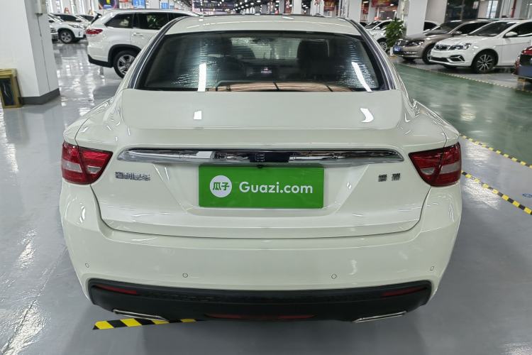 Used Geely Auto Emgrand GT 2015 2.4L Luxury Model Exterior 6