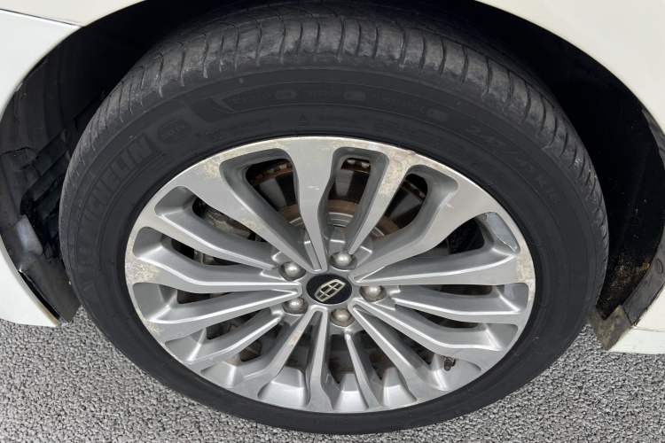 Used Geely Auto Emgrand GT 2015 1.8T Premium Model Exterior 7