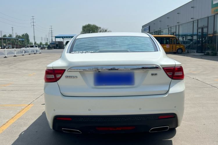 Used Geely Auto Emgrand GT 2015 2.4L Comfort Model Exterior 9