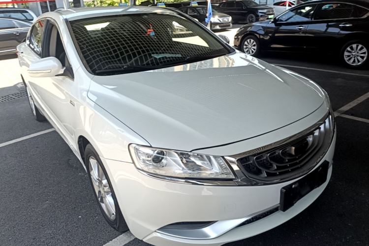 Used Geely Auto Emgrand GT 2015 1.8T Standard Model Front Right 45 Deg