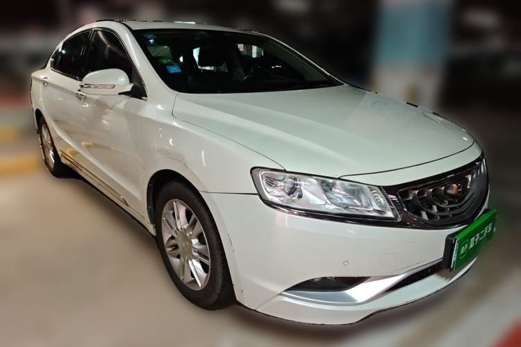 Used Geely Auto Emgrand GT 2015 2.4L Comfort Model Front Right 45 Deg